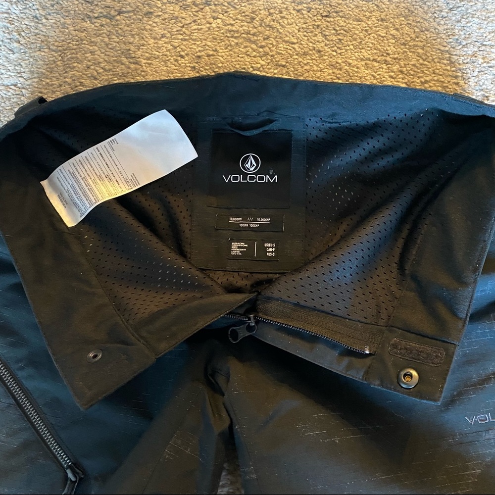 Volcom Snowboard Set Jacket And Pants Like New - image 5